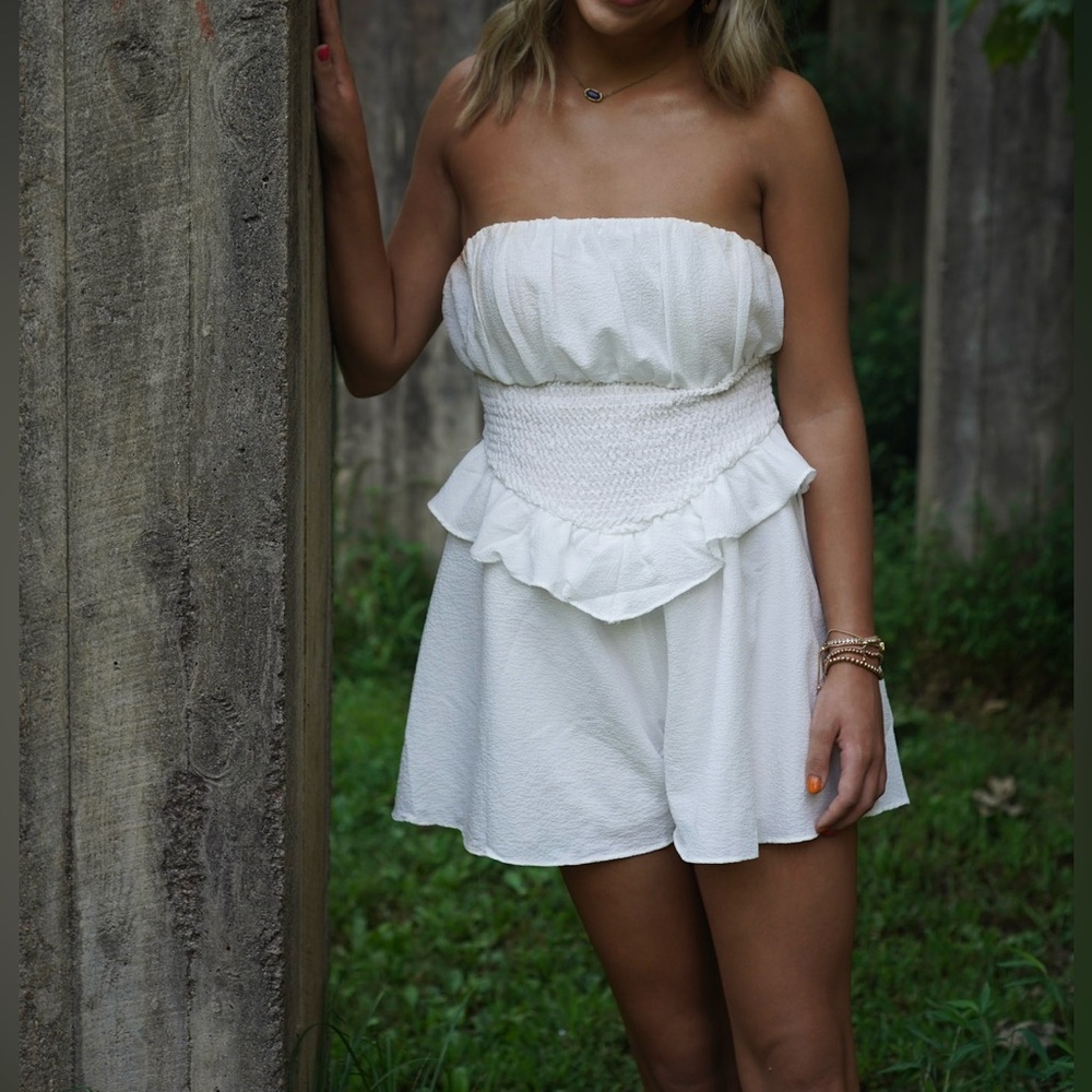 Strapless White Ruffle Romper - Picture 2 of 3